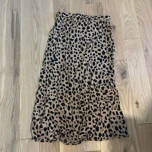 Gap factory lightweight cheetah print skirt, XS